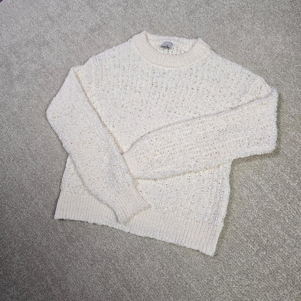 a New Day women's white knit sweater with textured pattern.